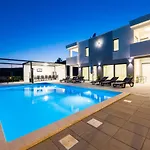 Sky - Heating Pool *