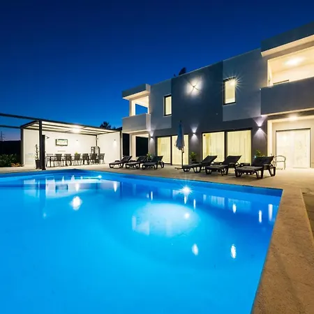 Sky - Heating Pool *