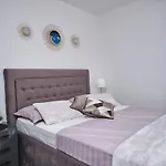 Sky - Heating Pool Kastel Novi